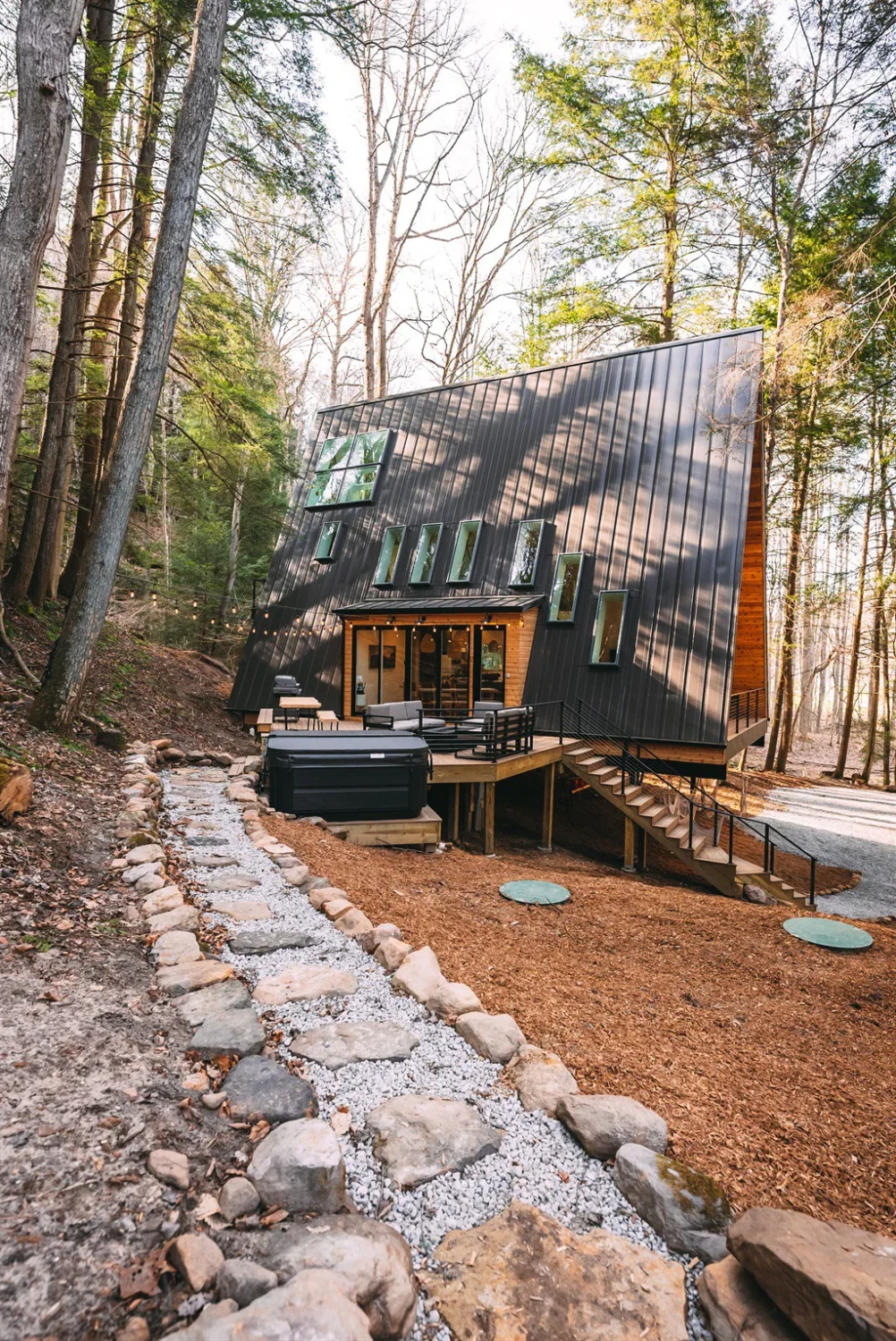 Dunlap Hollow A-Frame Cabin in Ohio 29 a-frame-cabin-airbnb-ohio-nordroom