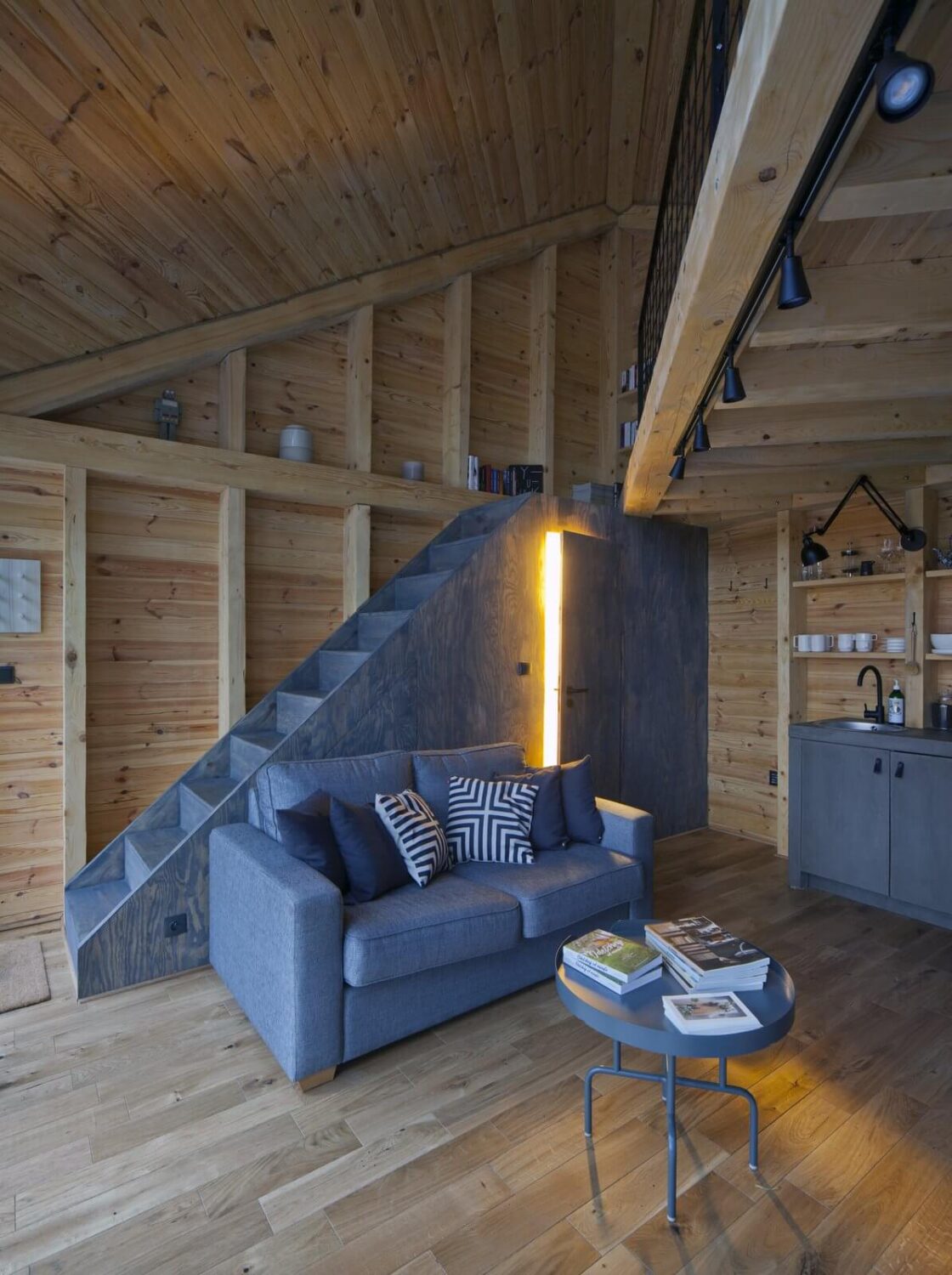 The Bookworm Cabin in Poland 7 cabin-interior-poland-nordroom