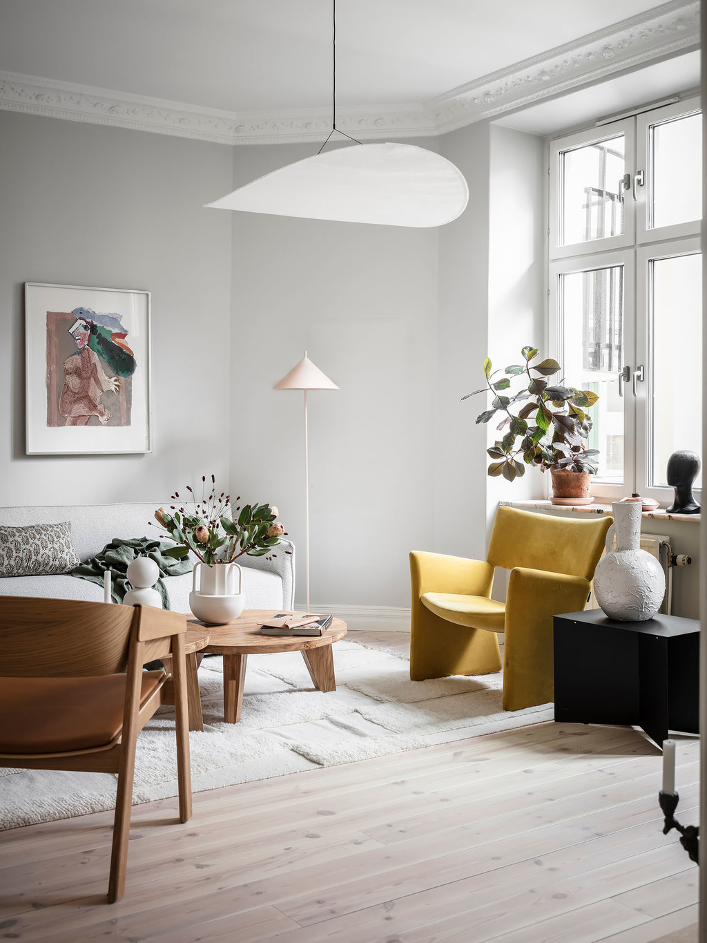 A Calm Light-Filled Apartment in Sweden 1 calm-light-filled-apartment-scandinavian-design-nordoom