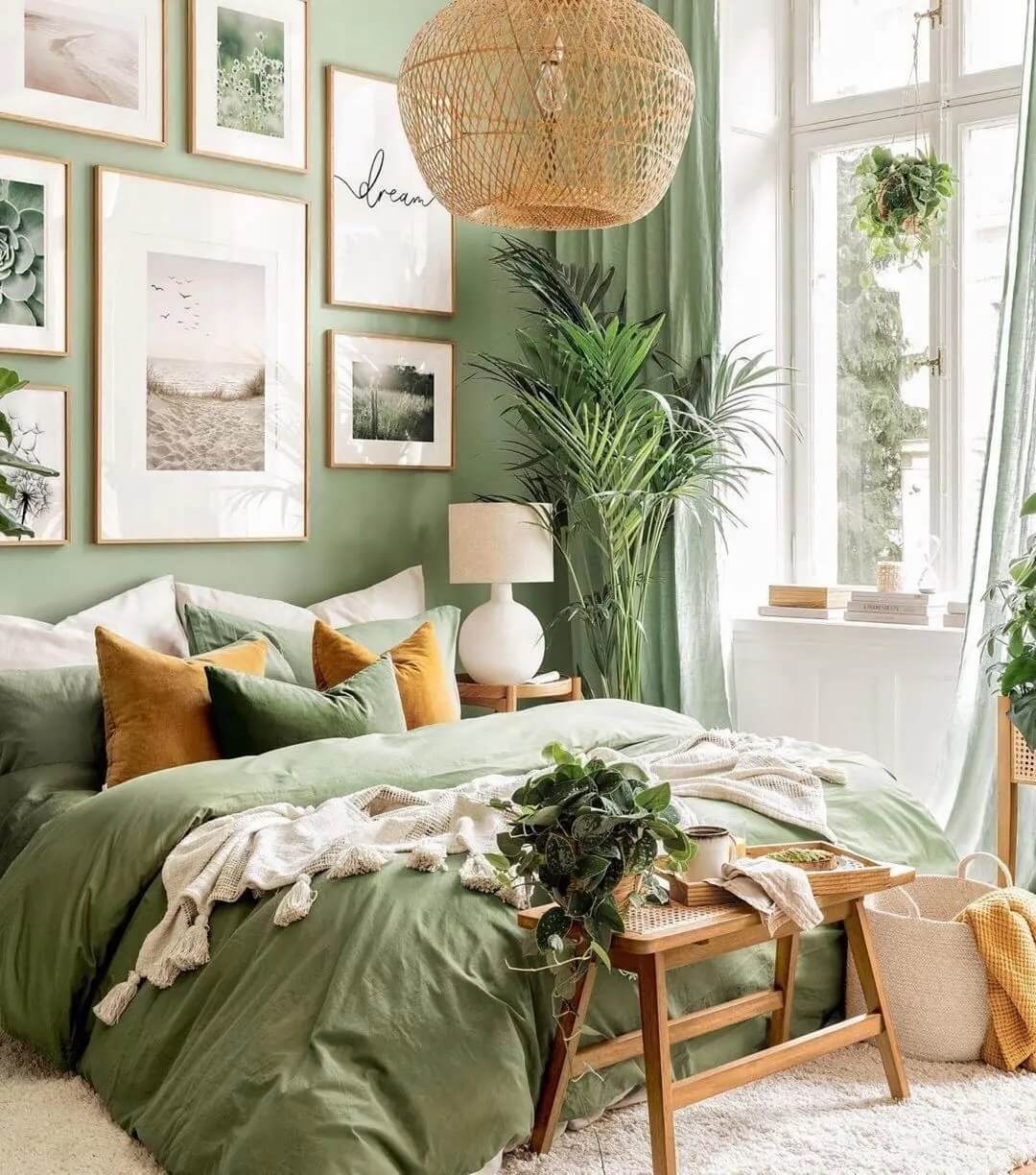 Benjamin Moore Color of the Year 2022: October Mist 13 green-bedroom-yellow-cushions-nordroom