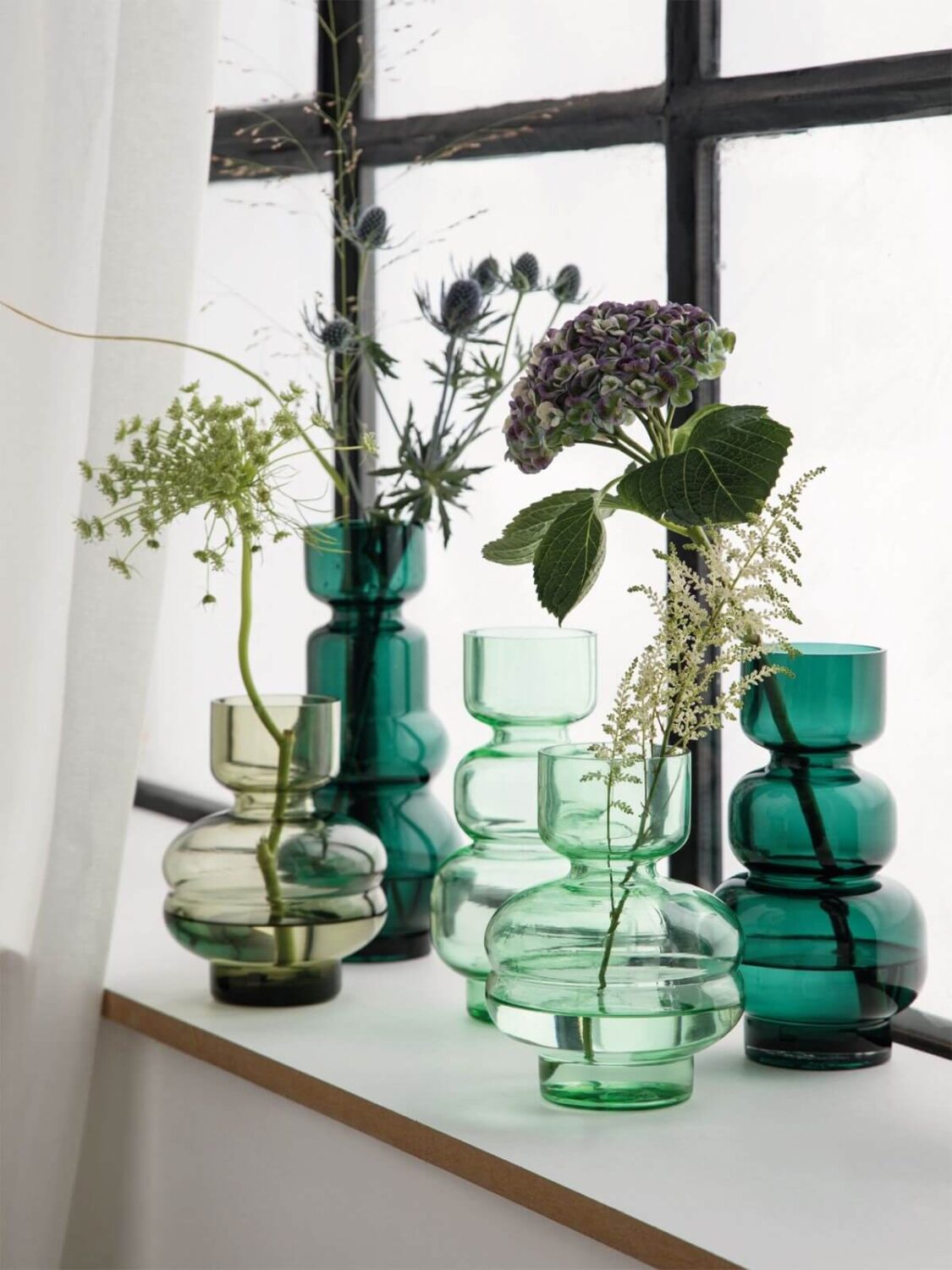 Benjamin Moore Color of the Year 2022: October Mist 9 green-vases-color-trends-nordroom
