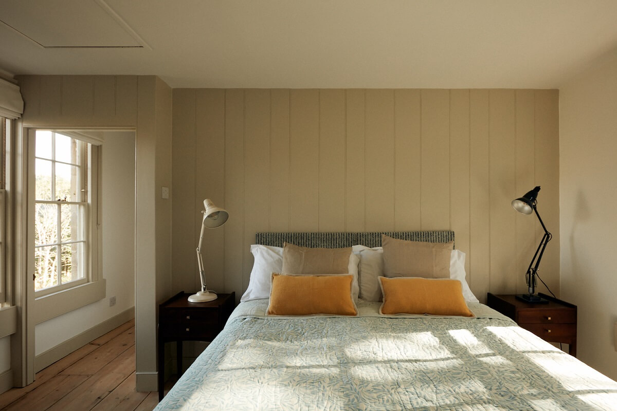 A Carefully Restored Georgian House in Bath 22 light-bedroom-georgian-home-bath-nordroom