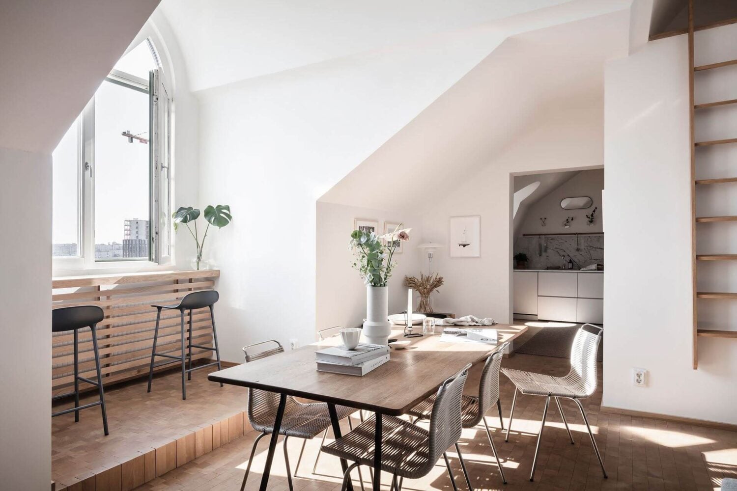 Window Seats & Creative Ideas in a Light Attic Apartment 5 living-room-window-seat-nordroom