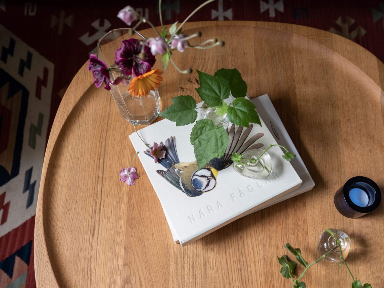 A Midcentury Studio Apartment in Sweden 3 mid-century-studio-apartment-nordroom