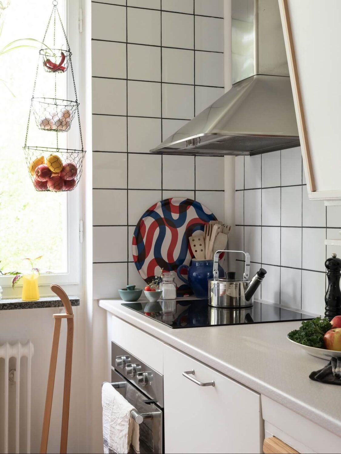 A Midcentury Studio Apartment in Sweden 10 mid-century-studio-apartment-nordroom