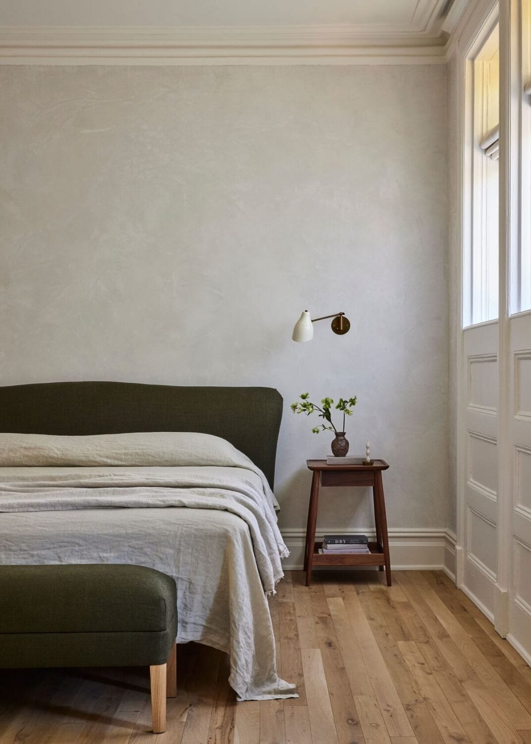 Soothing Tones in a Victorian Brownstone in Jersey City 28 soothing-tones-victorian-brownstone-jersey-city-nordroom