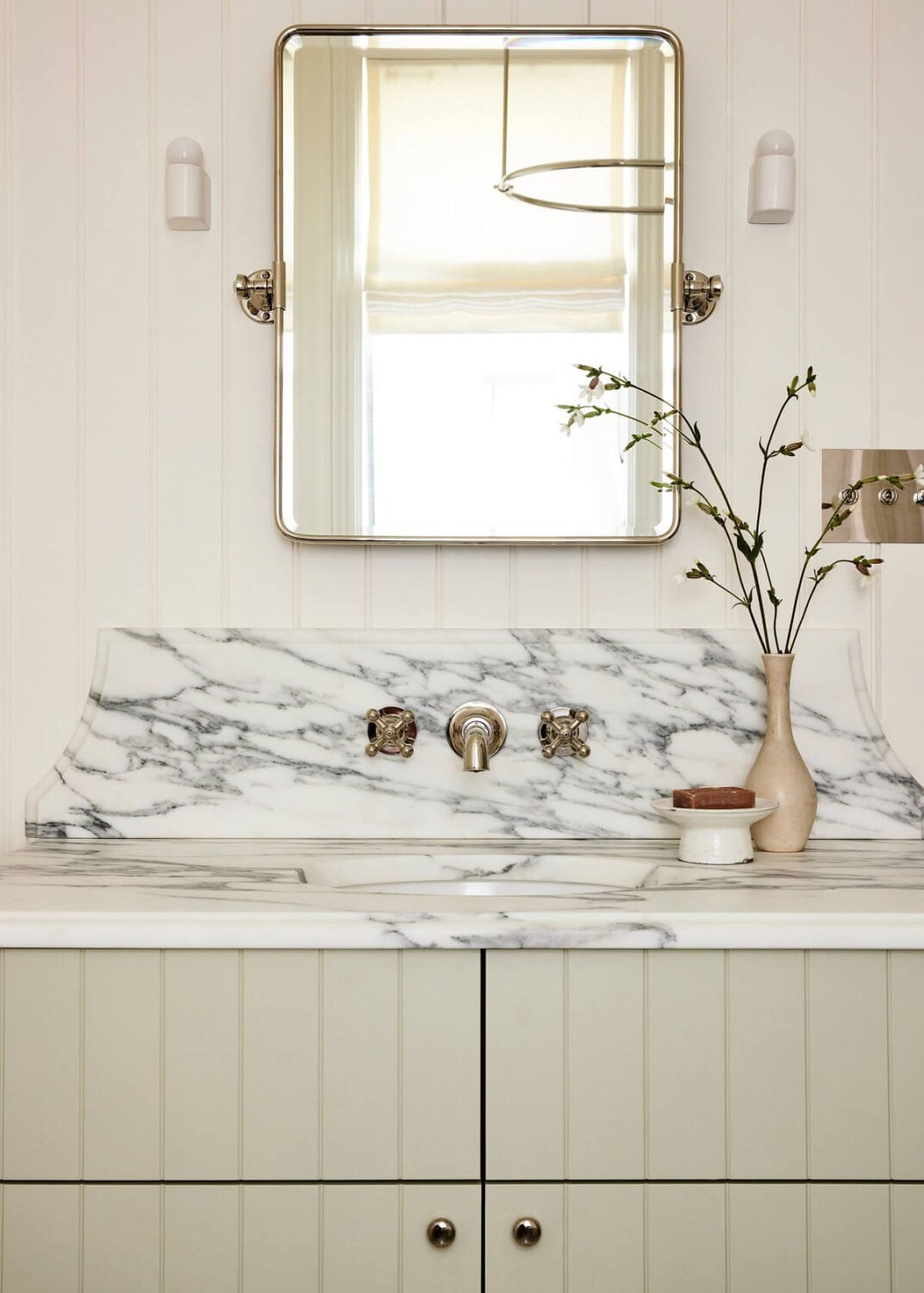 Soothing Tones in a Victorian Brownstone in Jersey City 30 soothing-tones-victorian-brownstone-jersey-city-nordroom