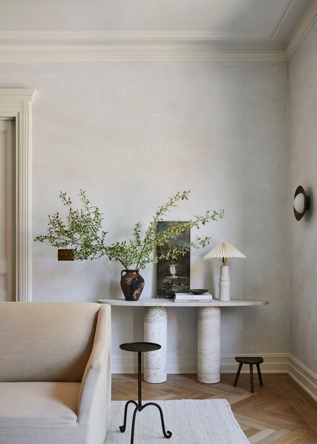 Soothing Tones in a Victorian Brownstone in Jersey City 4 soothing-tones-victorian-brownstone-jersey-city-nordroom