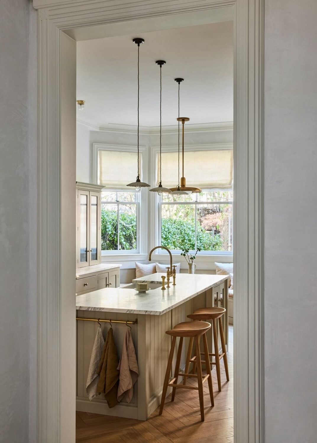 Soothing Tones in a Victorian Brownstone in Jersey City 6 soothing-tones-victorian-brownstone-jersey-city-nordroom
