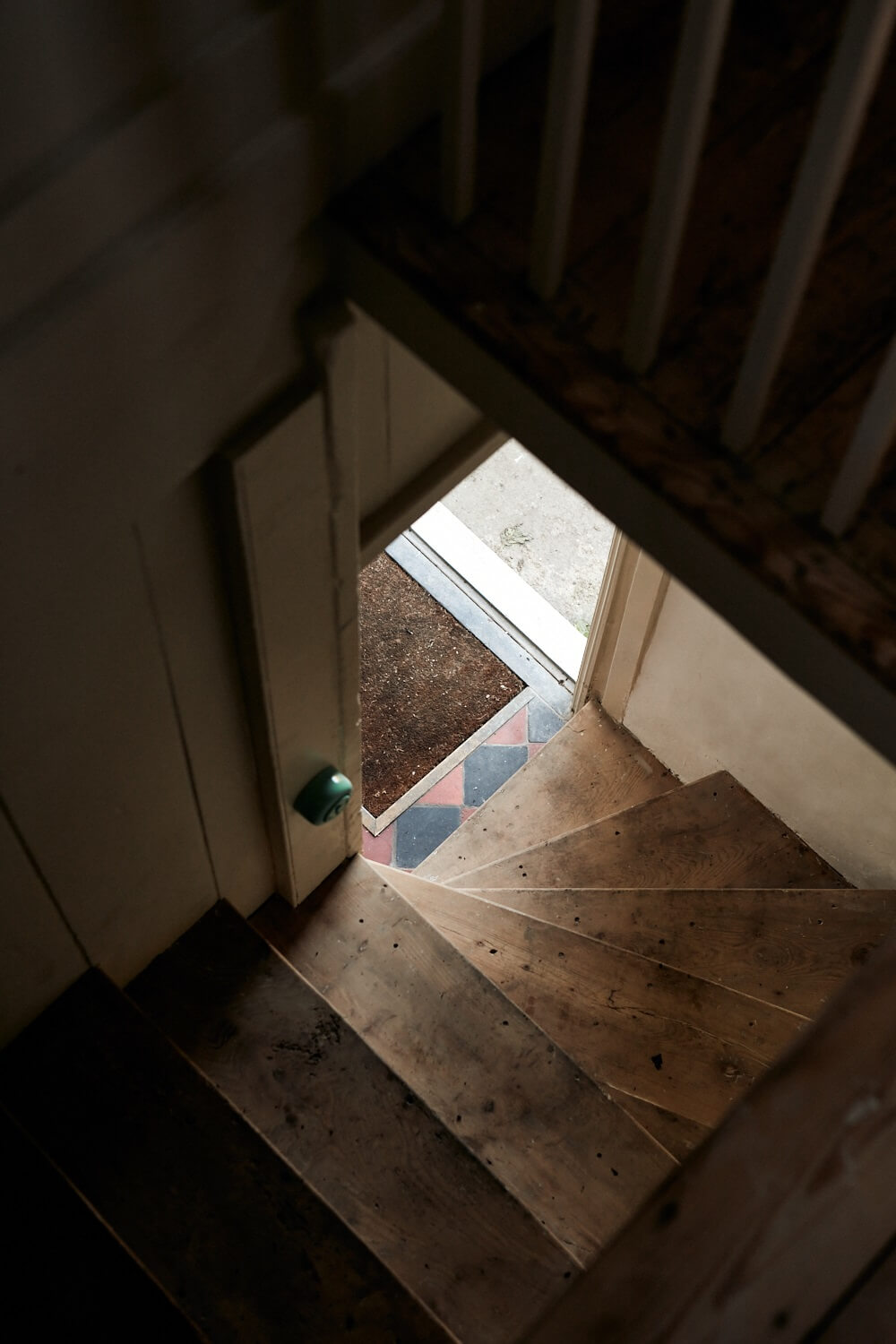 A Carefully Restored Georgian House in Bath 12 staircase-19th-century-home-england-nordroom
