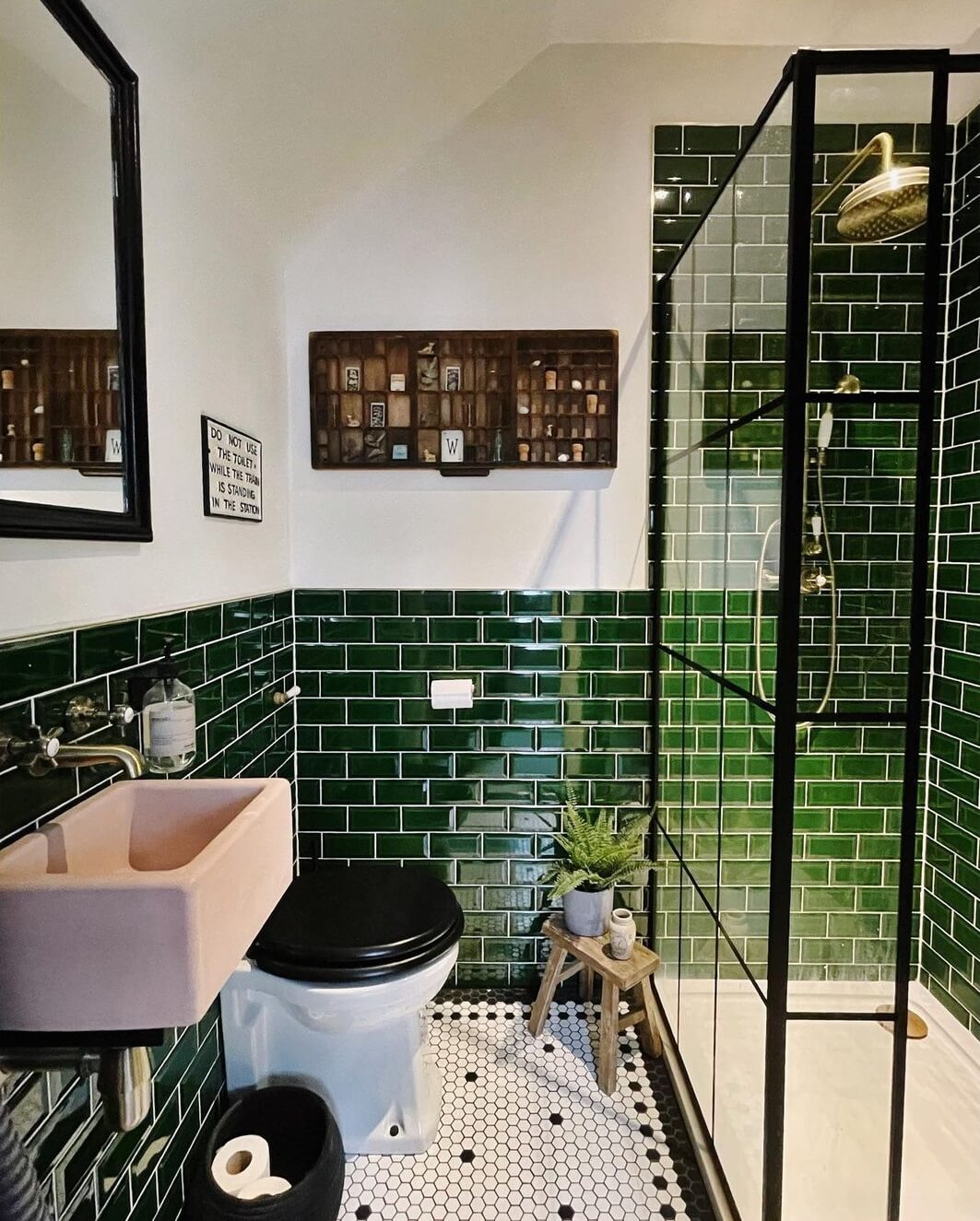The Best Tile Color for a Small Bathroom 26 tiny-bathroom-glossy-green-tiles-industrial-shower-door-black-white-floor-tiles-nordroom