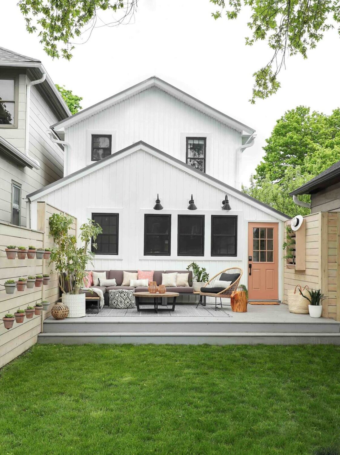 A Bright Renovated Home in Milwaukee 21 backyard-airbnb-milwaukee-nordroom