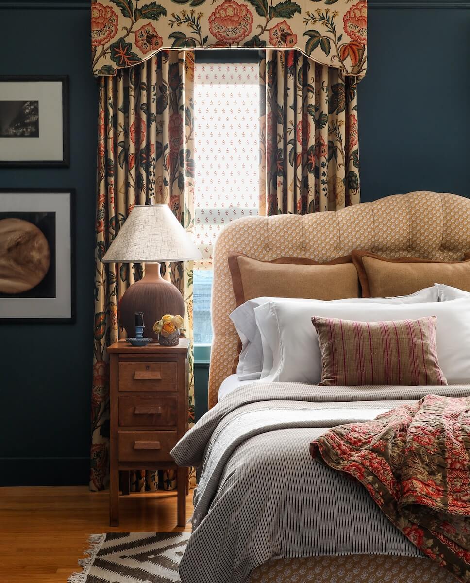 English Country Style in a San Francisco Home 13 blue-master-bedroom-english-country-style-nordroom