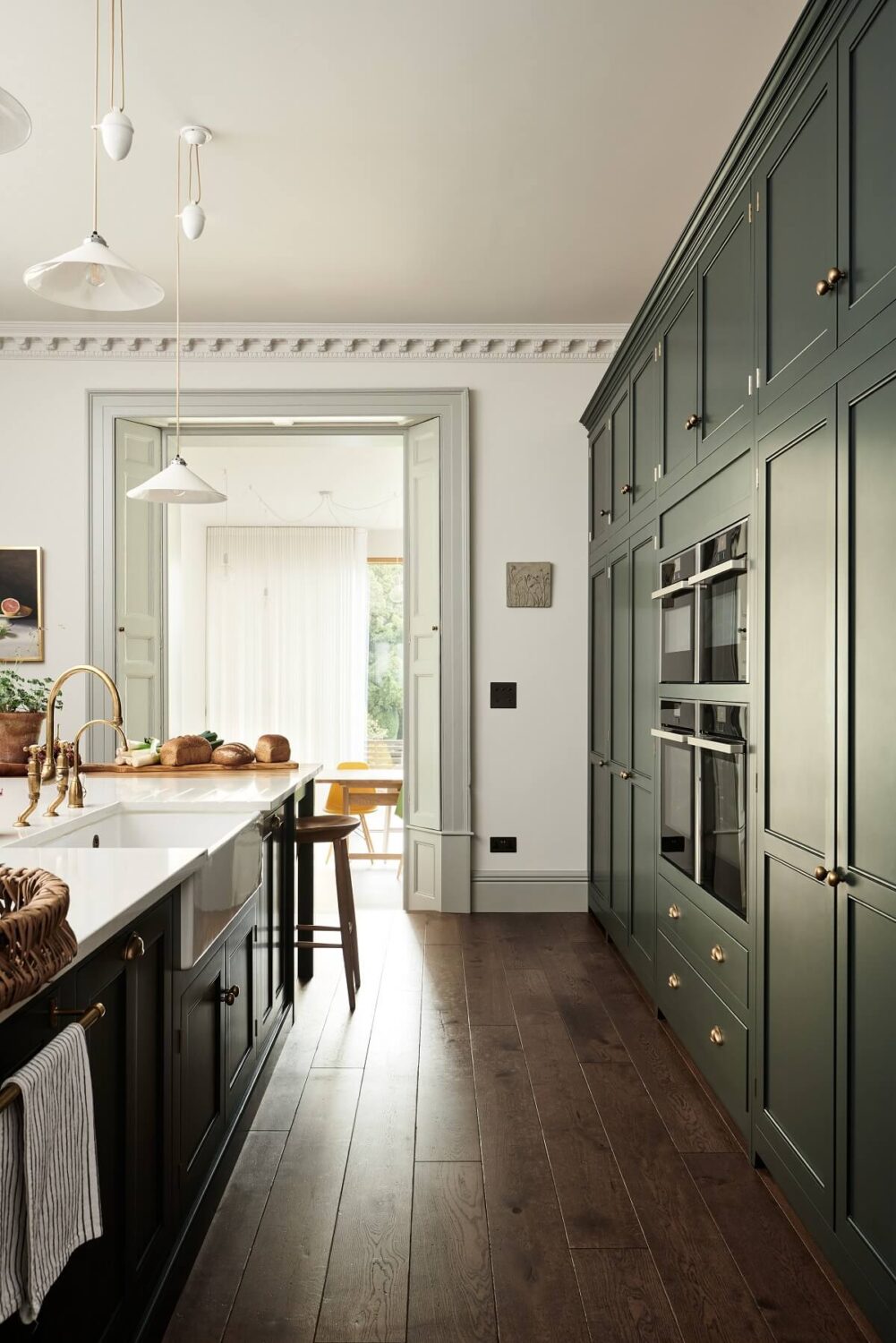 A Green Classic English Kitchen by deVOL 3 classic-english-kitchen-devol-wooden-floor-nordroom