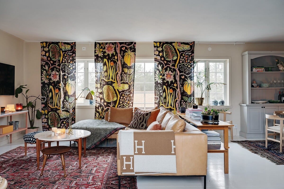 The Colorful Home of Artist Bobo Wallmansson 20 colorful-eclectic-home-bobo-wallmansson-nordroom