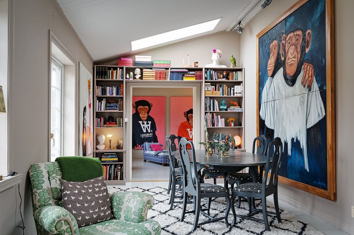 The Colorful Home of Artist Bobo Wallmansson 8 dining-room-bookshelves-art-bobo-wallmansson-nordroom