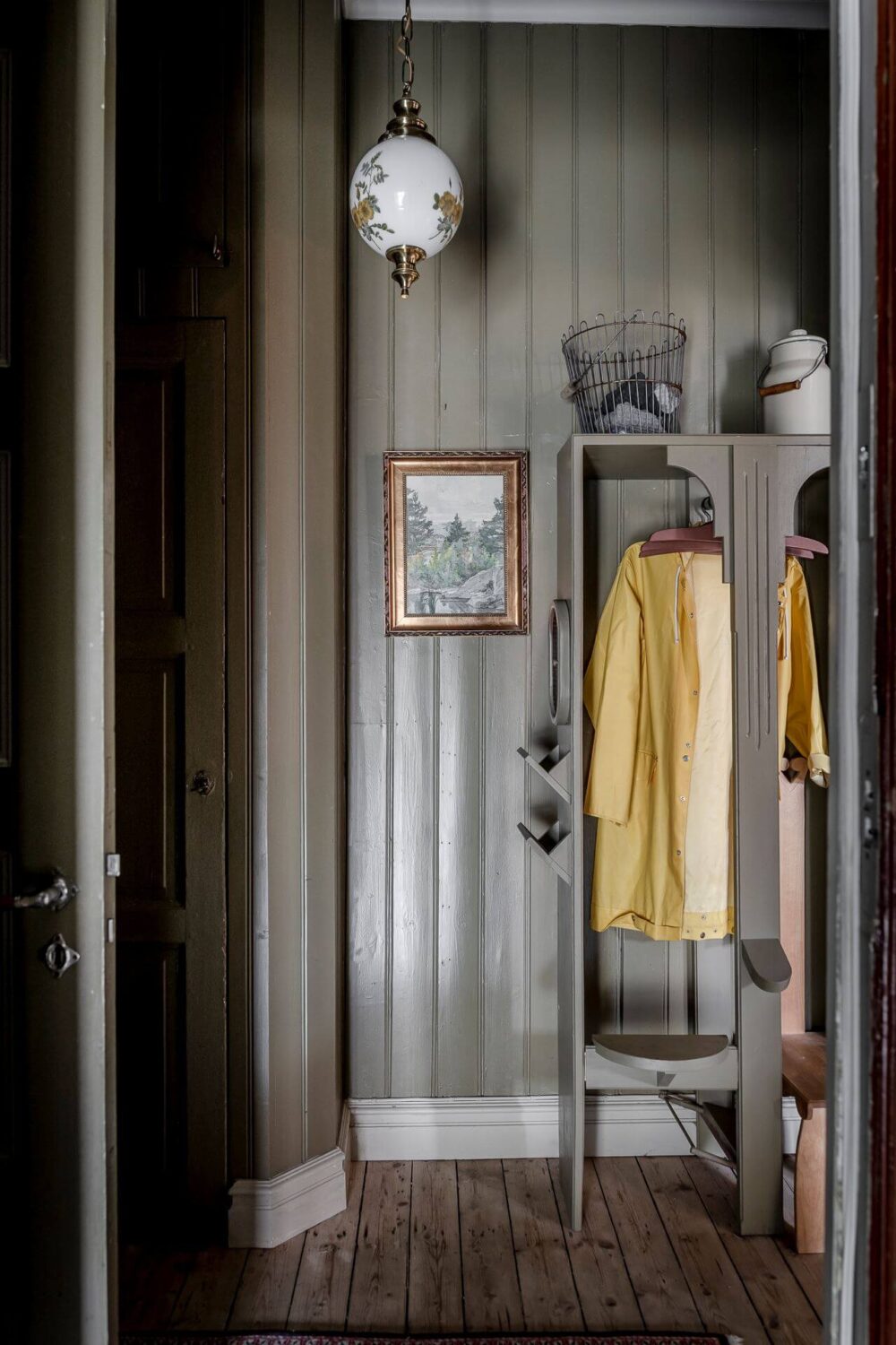 A Charming Vintage Apartment in Sweden 21 hallway-built-in-wardrobes-nordroom