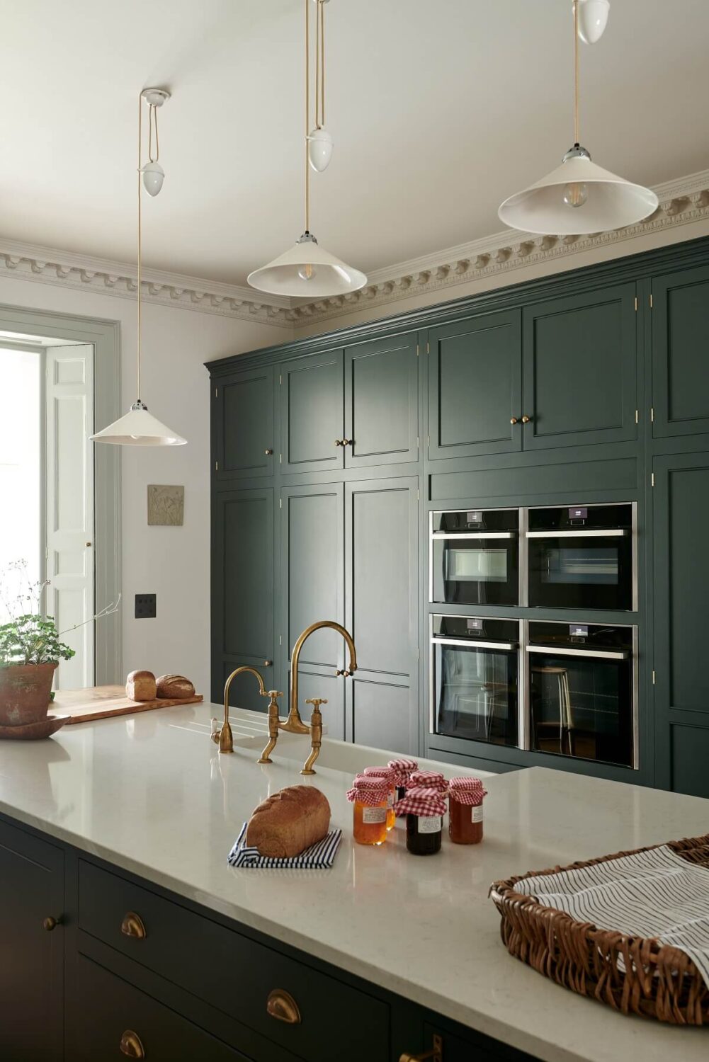A Green Classic English Kitchen by deVOL 8 silestone-workstop-classic-english-kitchen-devol-nordroom