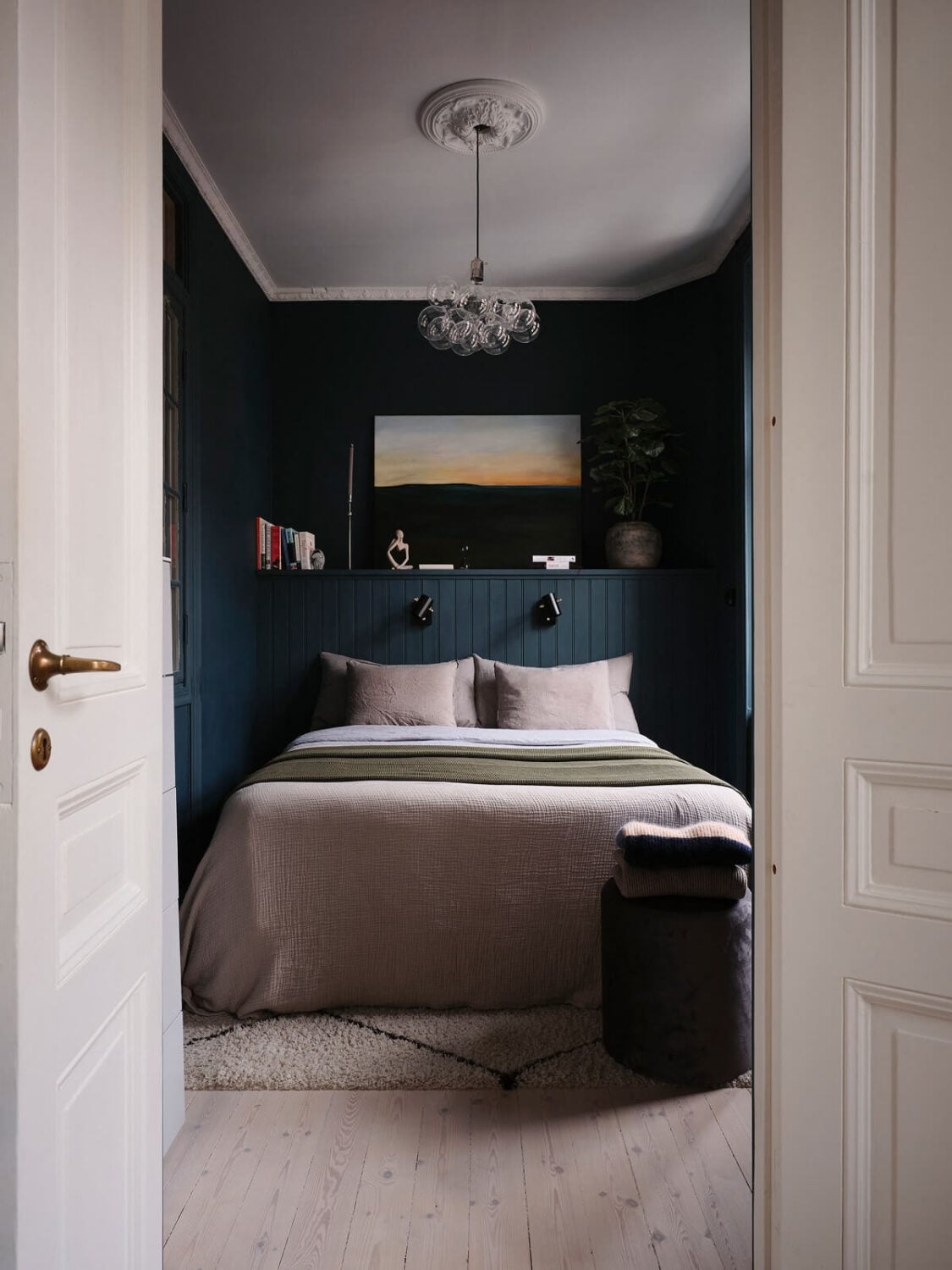 Best Paint Colors for a Colorful Small Bedroom 3 small-moody-dark-blue-bedroom-scandinavian-design-nordroom