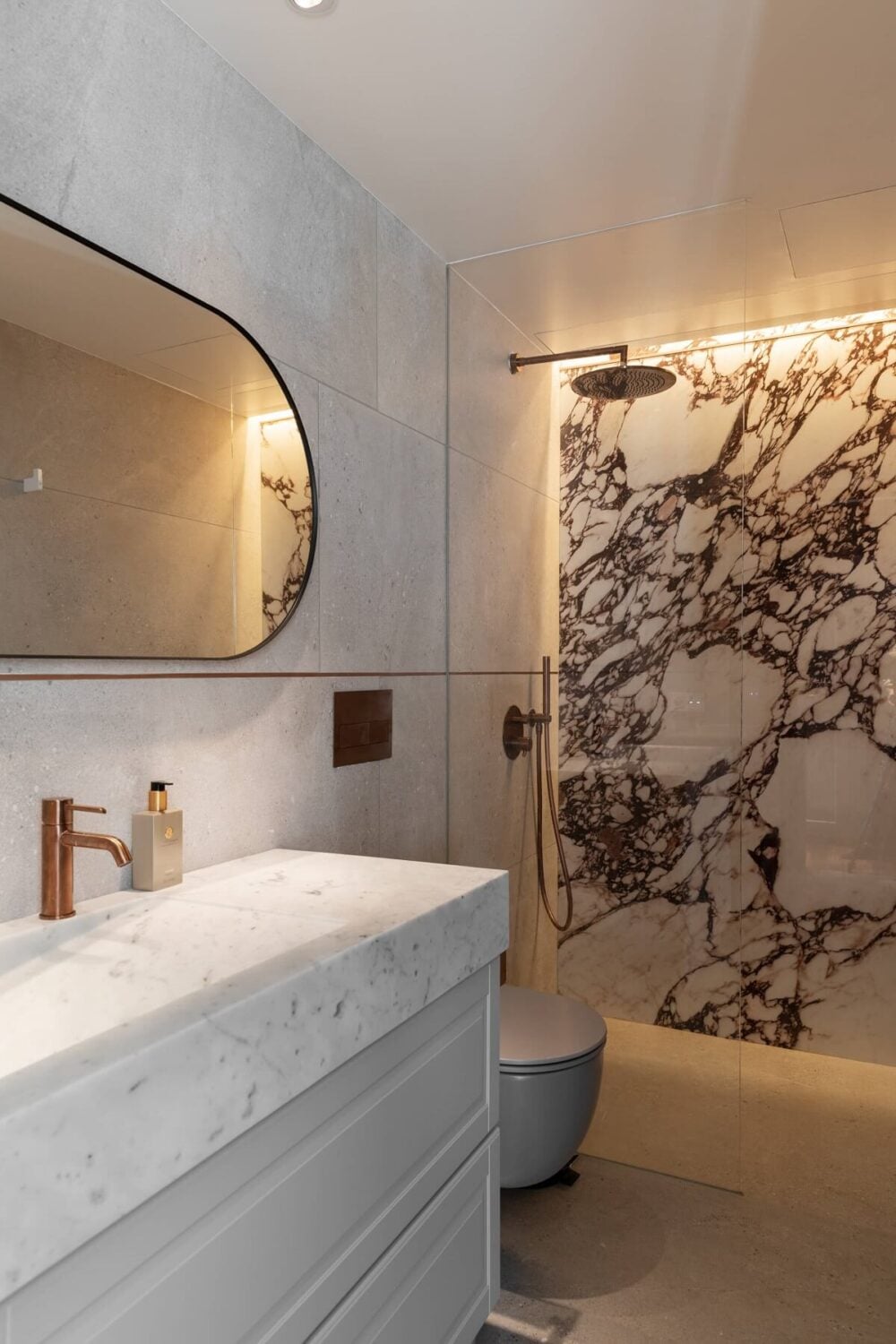A Modern Architectural Villa in Sweden 21 white-bathroom-modern-architectural-villa-stockholm-sweden-nordroom