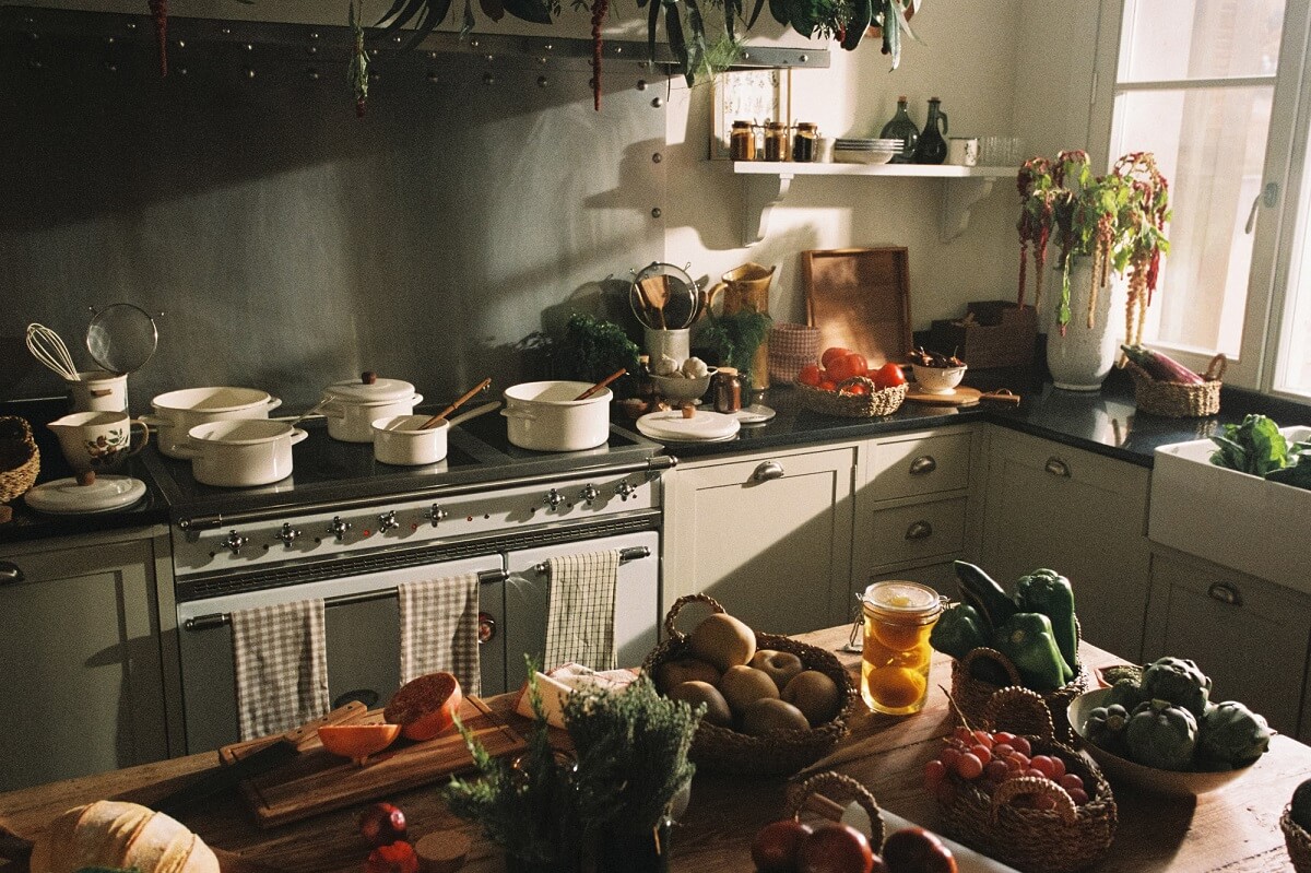 Zara Home Christmas Collection 2021 24 zara-home-gathering-together-kitchen-nordroom