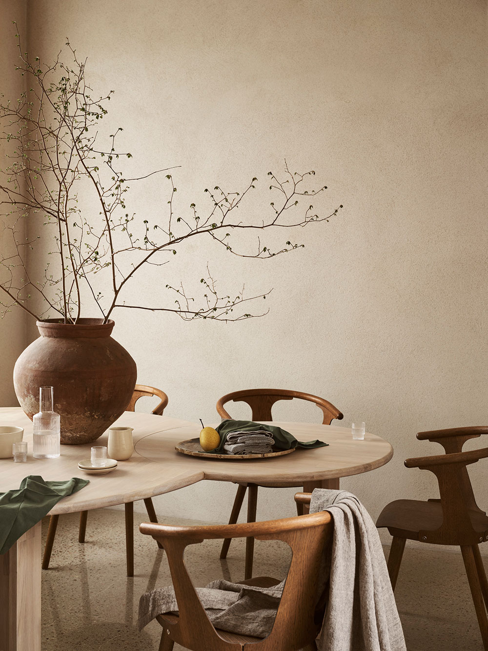 Interior Design Trends 2022: Styles, Decor and Color 28 beige-interior-round-table-interior-trends-2022-nordroom