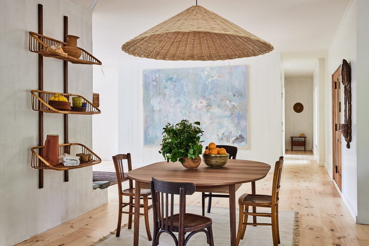 A Montauk Airbnb Designed by Robert McKinley 4 contemporary-dining-room-airbnb-montauk-nordroom