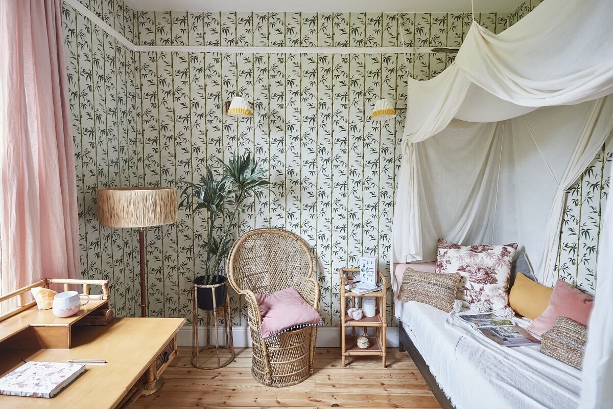 A Colorful 70s Inspired Home in London 22 kids-bedroom-green-wallpaper-nordroom