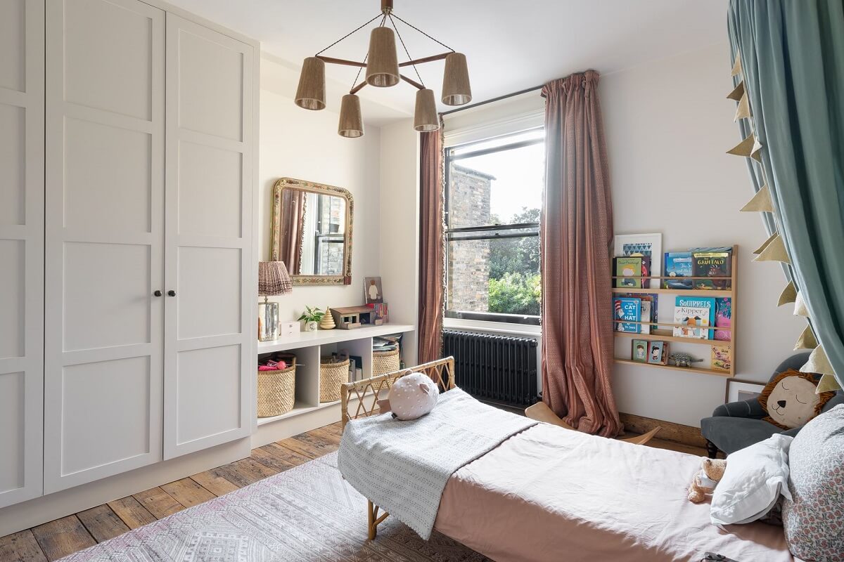 A London Townhouse with Rustic Elements 8 kids-bedroom-victorian-townhouse-london-rustic-elements-nordroom