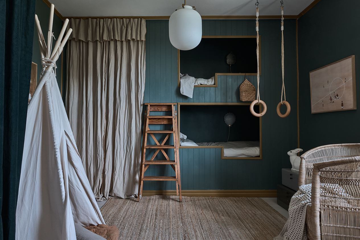 Best of 2021: Kids Rooms 11 moody-kids-bedroom-built-in-bunk-beds-nordroom