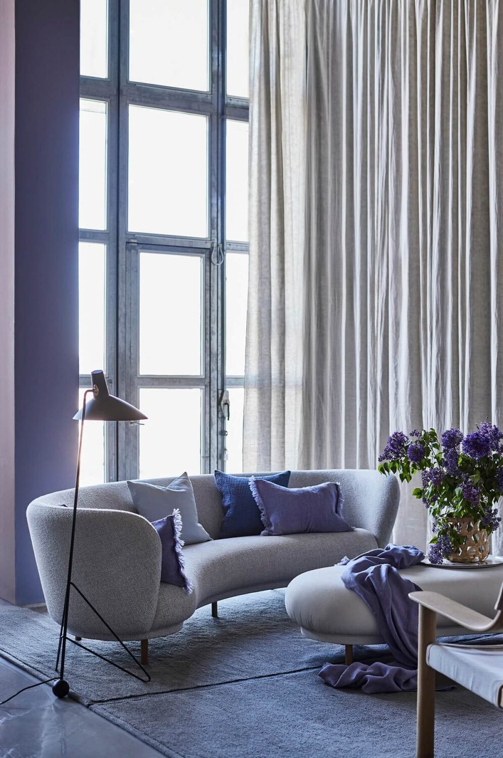 Pantone Color of the Year 2022: Very Peri 4 pantone-very-peri-color-year-2022-living-room-idea-nordroom
