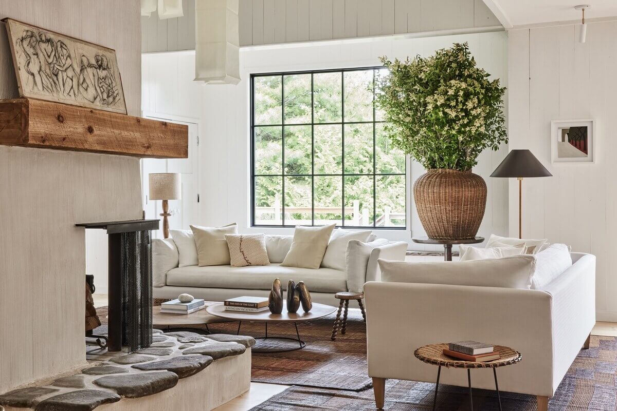white-living-room-steel-windows-nordroom