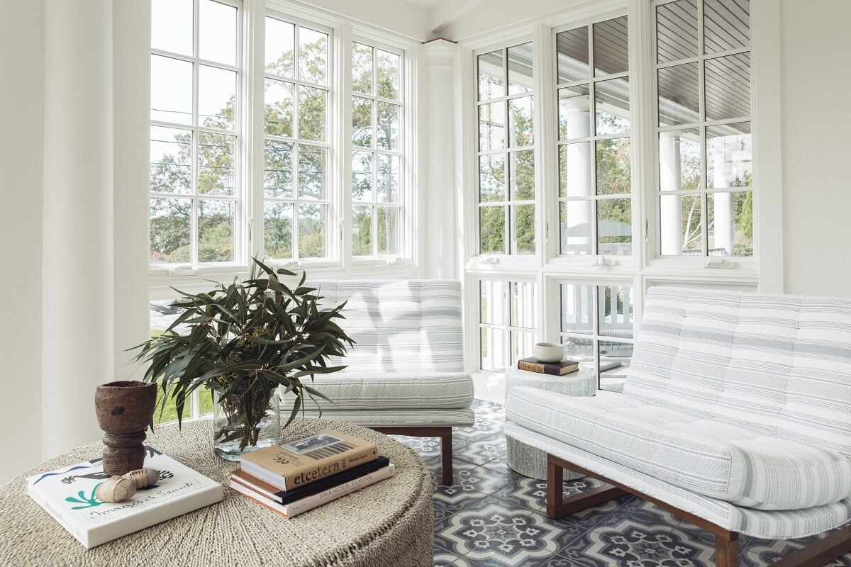 A Serene Colonial Home in Connecticut 2 white-sun-room-serene-family-home-connecticut-nordroom