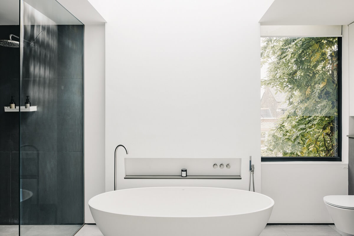 An Industrial Warehouse Conversion in London 22 bathroom-black-tiled-shower-nordroom