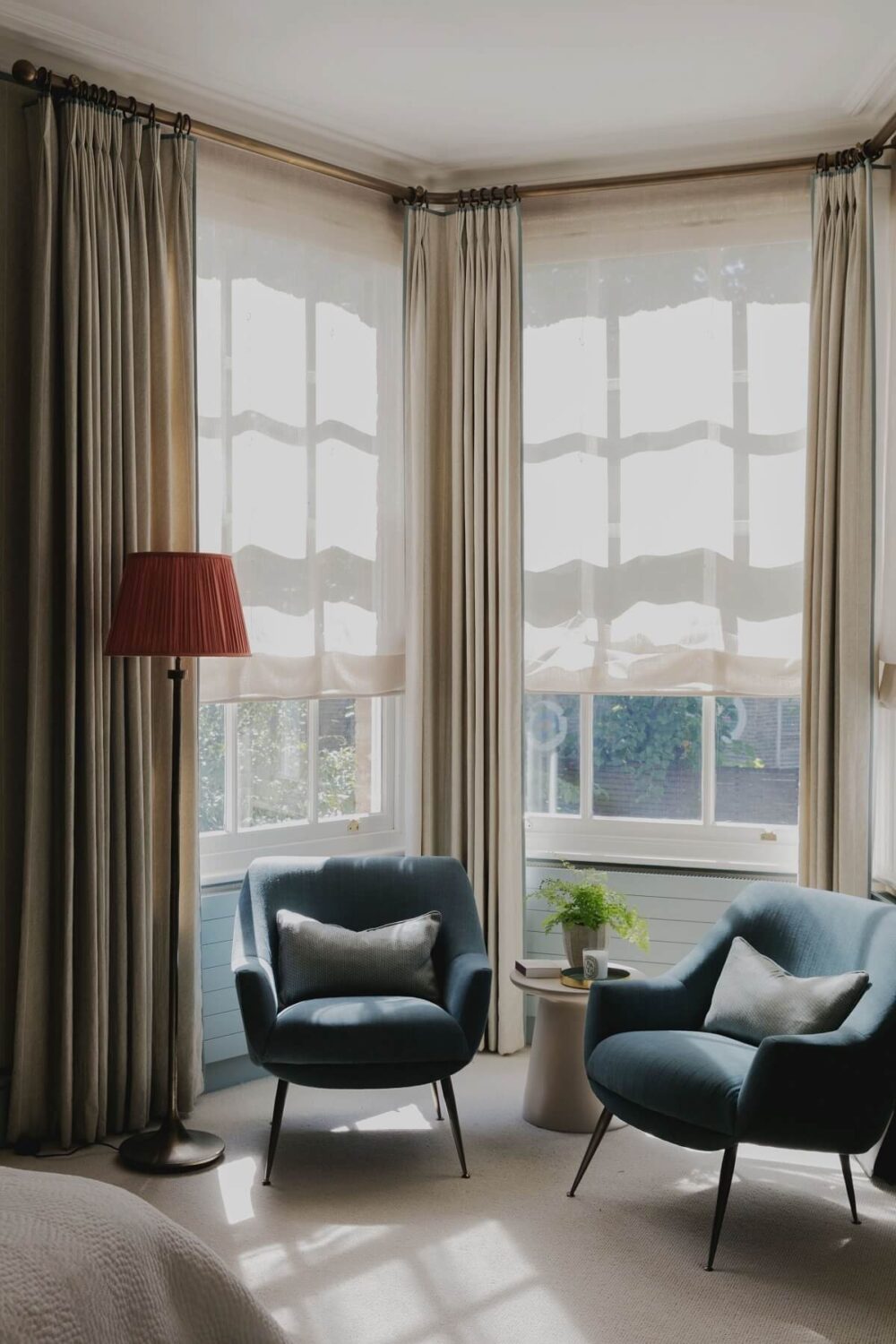 Color and Texture in a London Home 15 bedroom-sitting-area-london-townhouse-nordroom