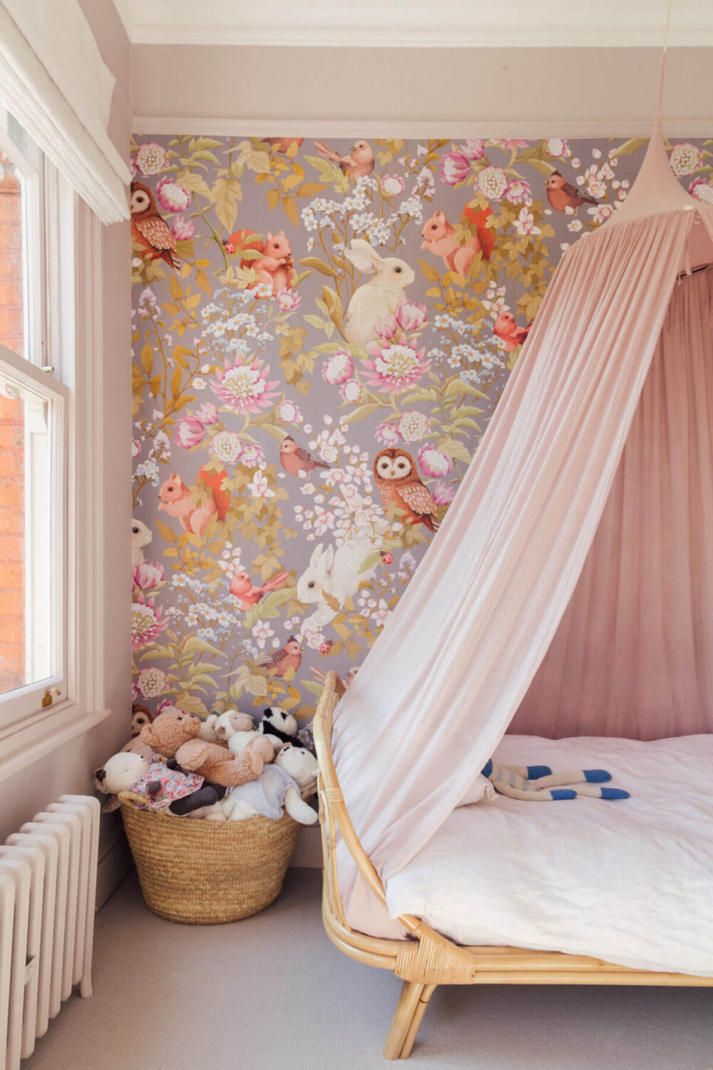 26 Children's Bedrooms Decorated with Animal Wallpaper 8 floral-wallpaper-pink-canopy-kids-room-nordroom