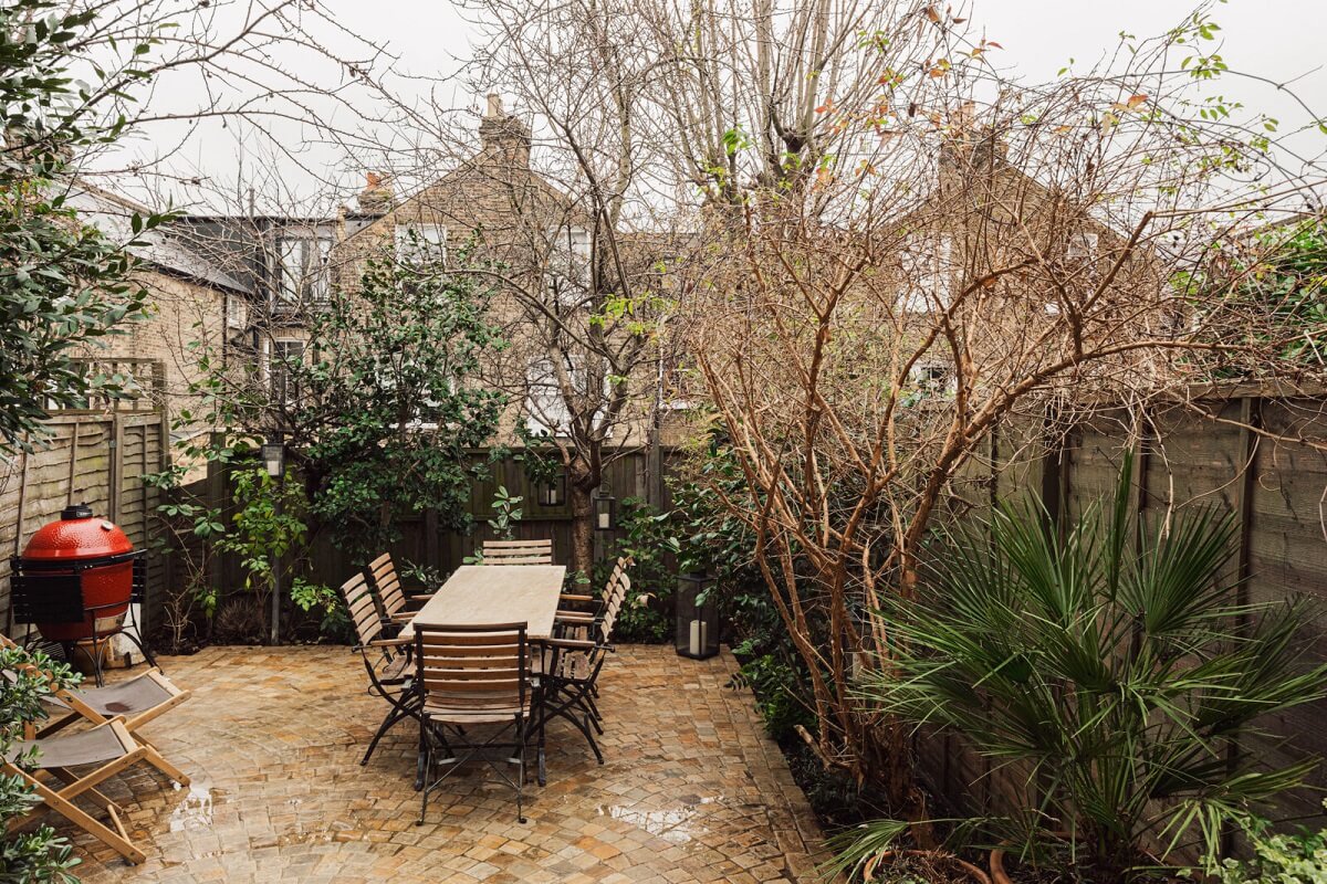 An Elegant & Colorful London House 27 garden-terrace-house-london-nordroom