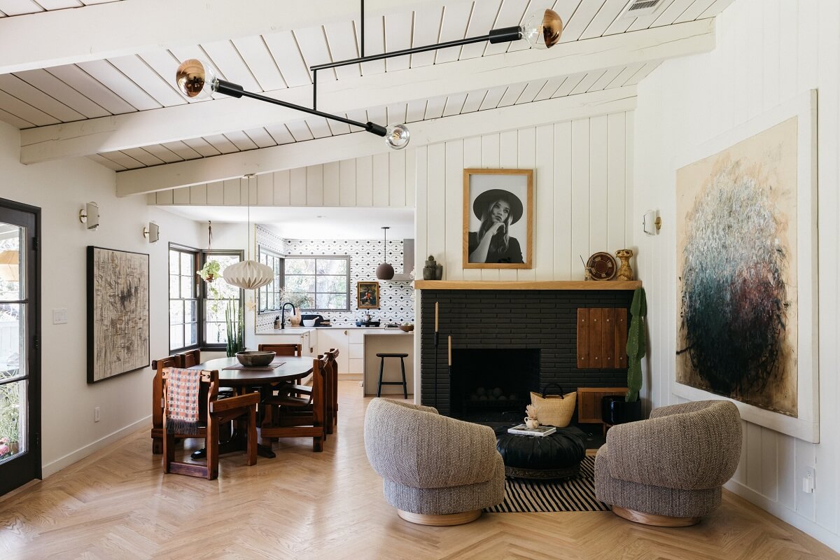 A Midcentury Ranch House in California 3 living-room-black-fireplace-wooden-ceiling-nordroom