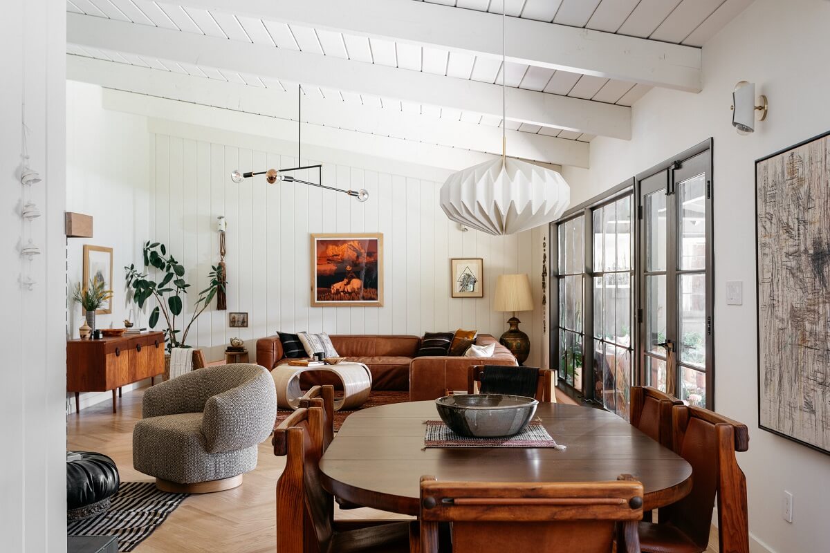 A Midcentury Ranch House in California 2 living-room-wooden-ceiling-midcentury-ranch-house-nordroom