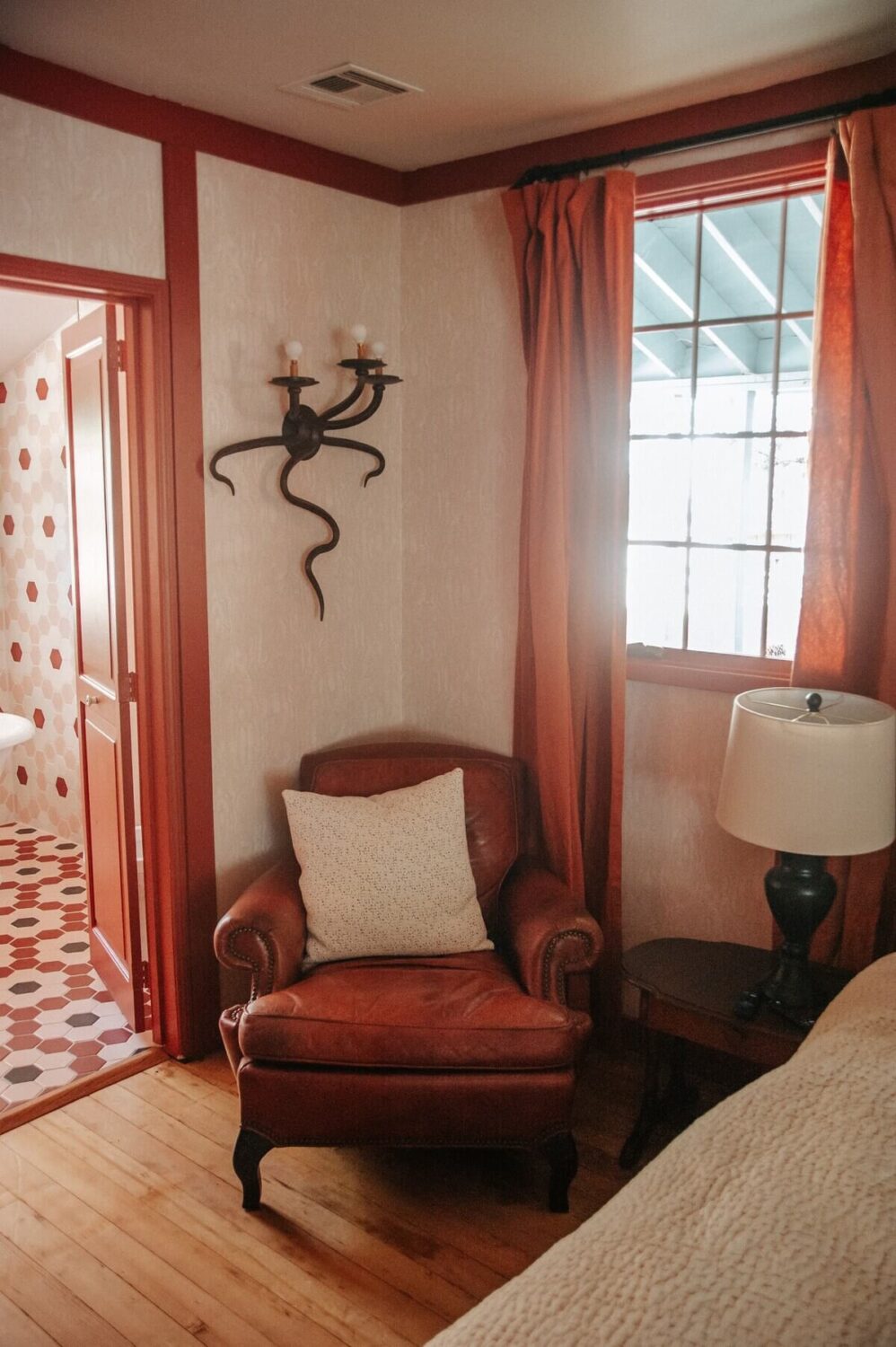 An Interior Designer's Colorful Airbnb Cabin 13 master-bedroom-airbnb-cabin-nordroom