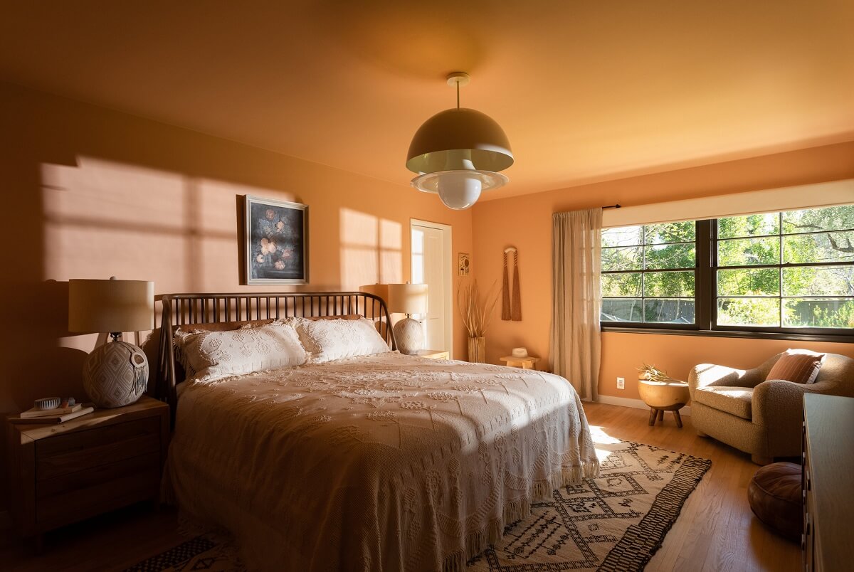 A Midcentury Ranch House in California 9 master-bedroom-midcentury-ranch-house-california-nordroom