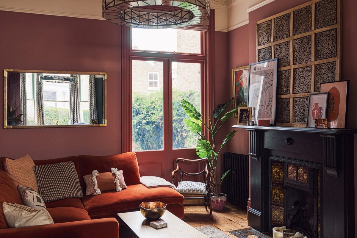 An Elegant & Colorful London House 2 pink-sitting-room-black-fireplace-wooden-floor-london-house-nordroom