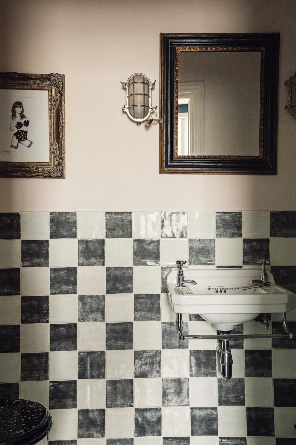 A 19th Century London Townhouse with Kitchen Extension 22 powder-room-black-white-tiles-nordroom