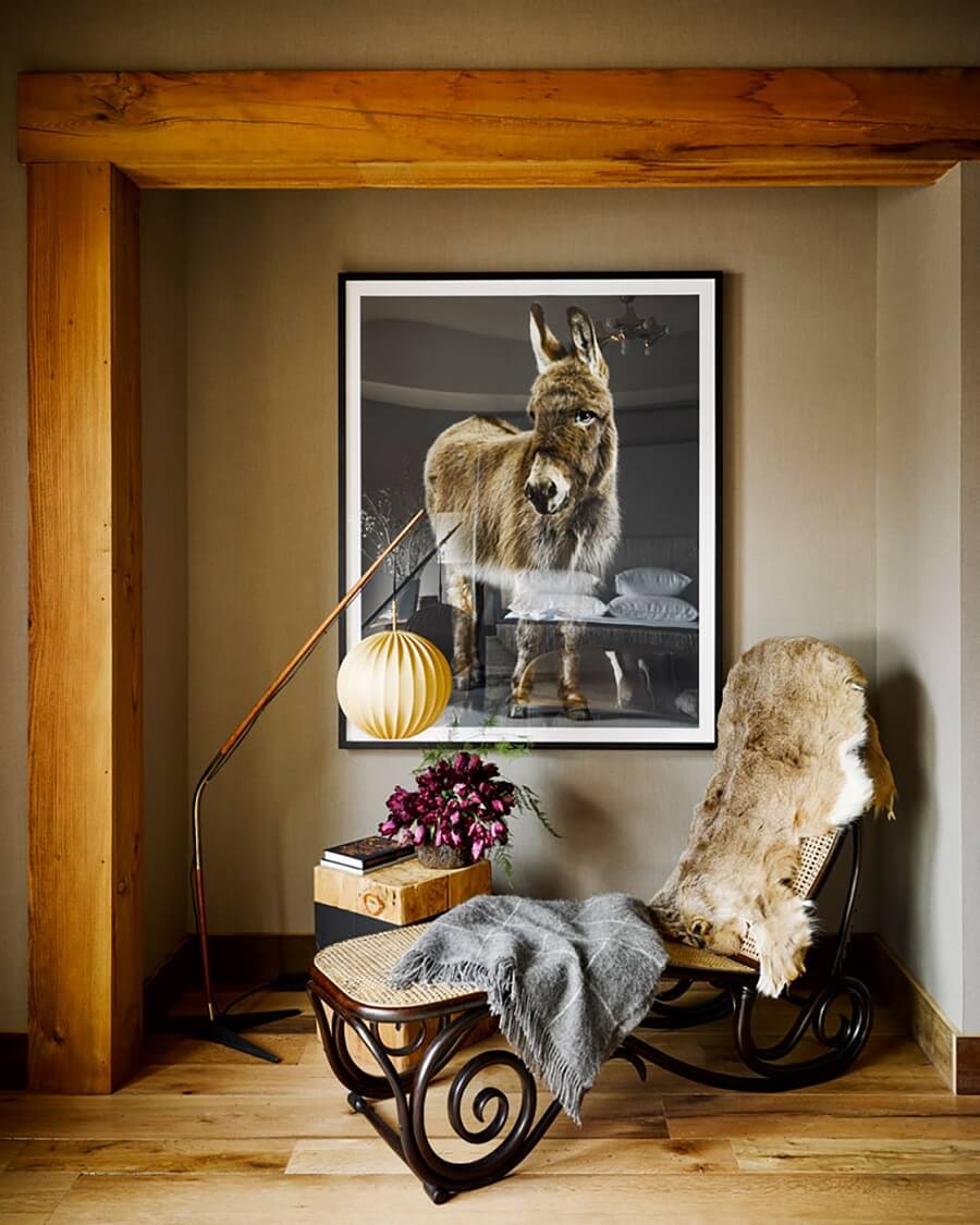 A Rustic Mountain Home in Big Sky, Montana 16 rocking-chair-wooden-beams-mountain-home-nordroom
