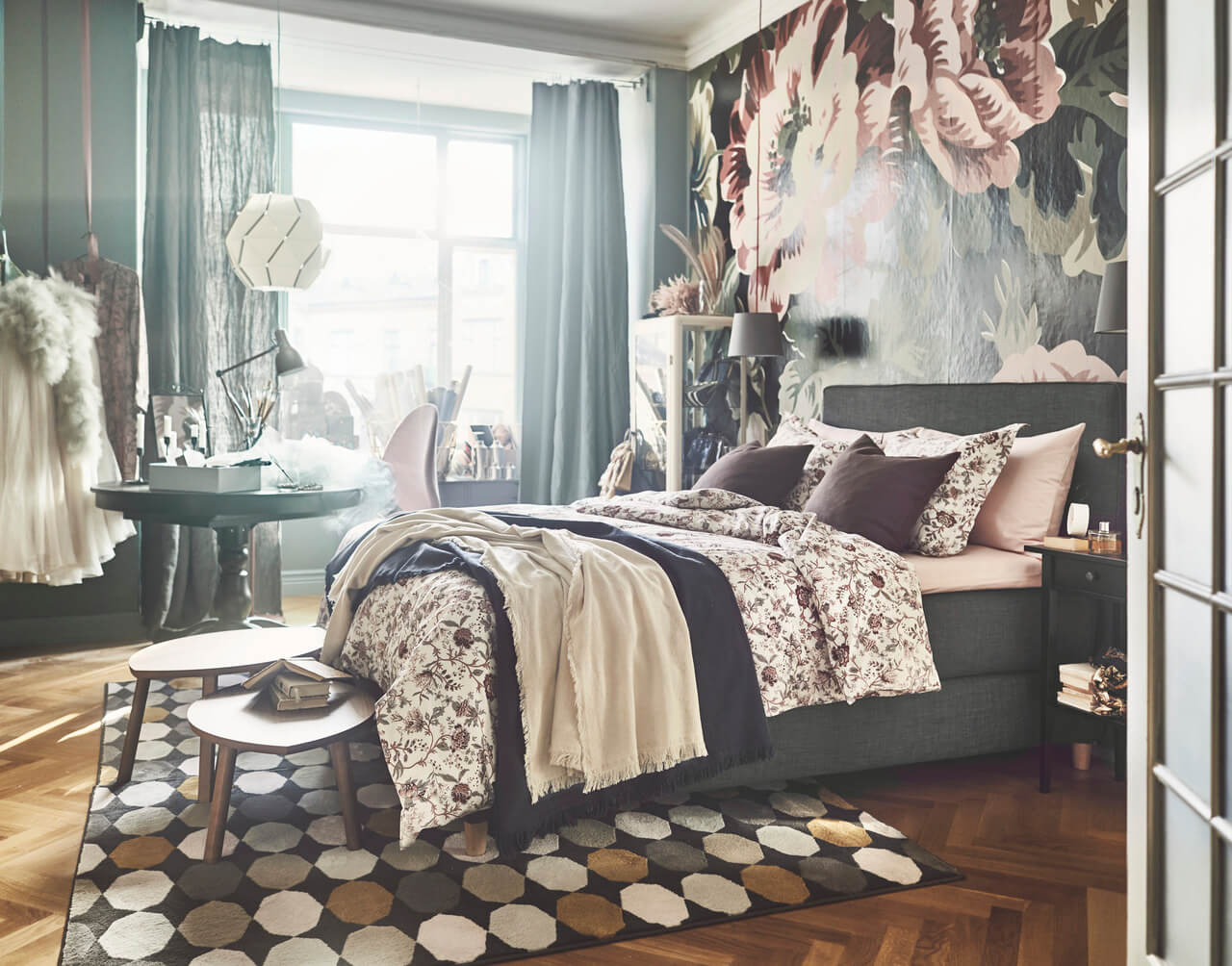 How To Design A Stylish Bedroom Home Office 36 romantic-ikea-bedroom-round-table-desk-bedroom-home-office-nordroom