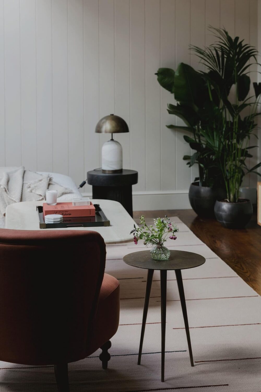 Color and Texture in a London Home 13 sitting-room-detail-london-home-nordroom