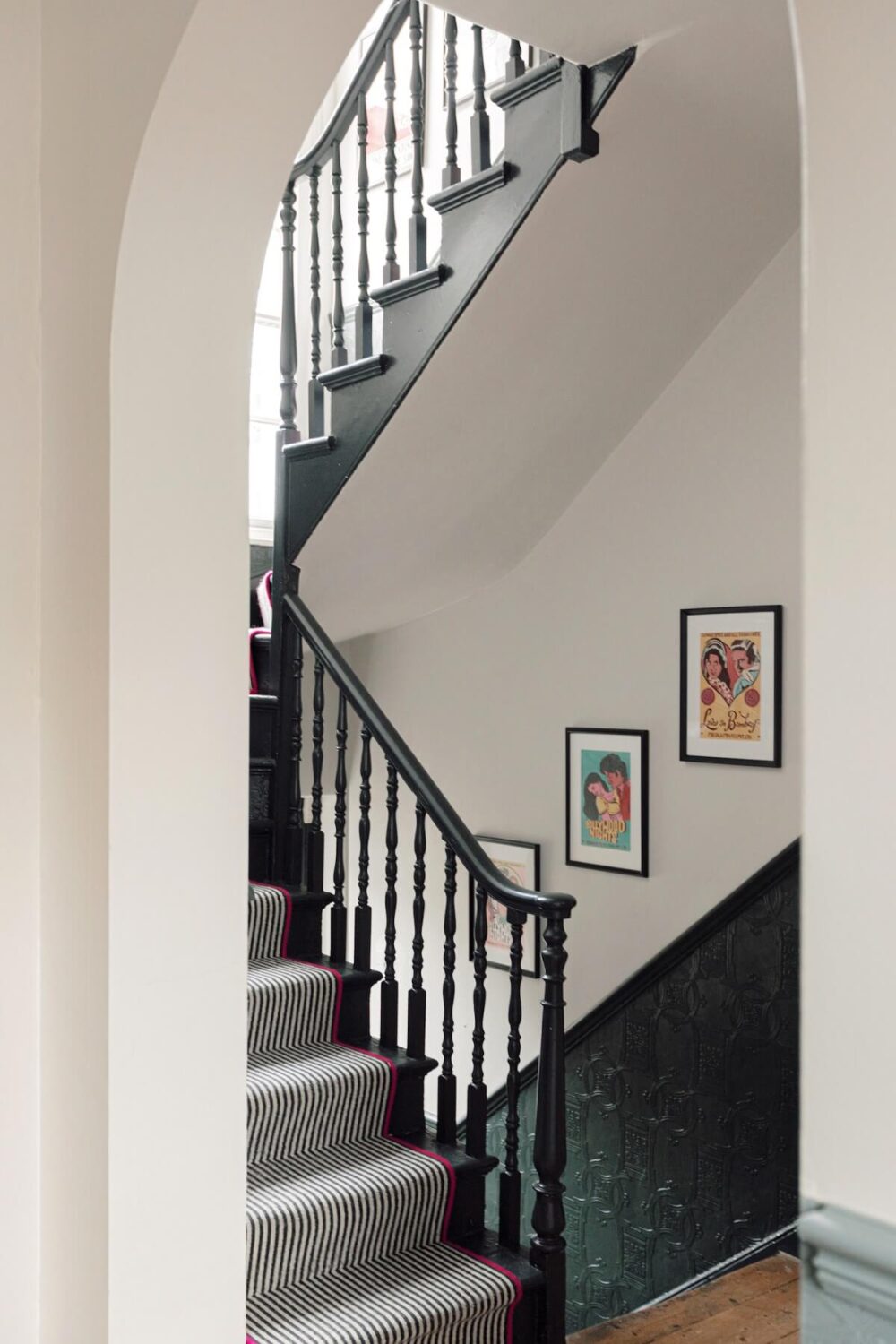 Color & Wallpaper in a Victorian Villa 16 staircase-victorian-home-london-nordroom