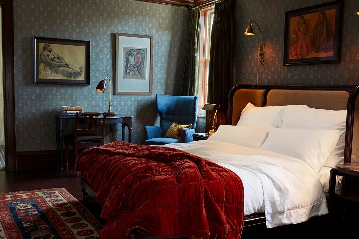 The Maker Hotel in Hudson, New York 22 vintage-bedroom-the-maker-hotel-hudson-new-york-nordroom
