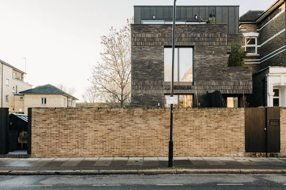 A Brick House in London Designed by Daniel Sanderson 23 Brickfields-House-london-nordroom