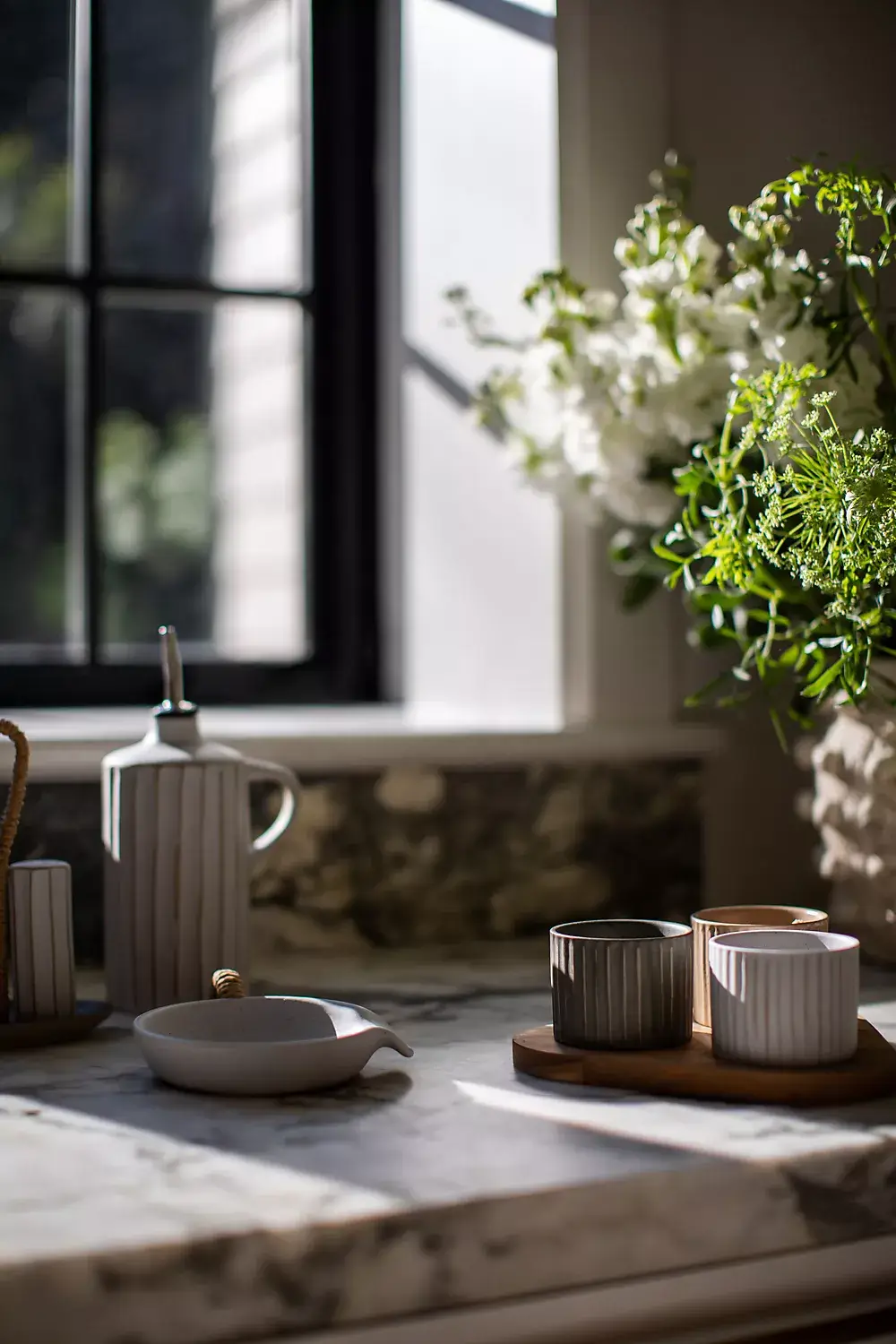Simple Pleasures: Amber Lewis for Anthropologie (2022) 9 amber-lewis-anthropologie-kitchen-nordroom